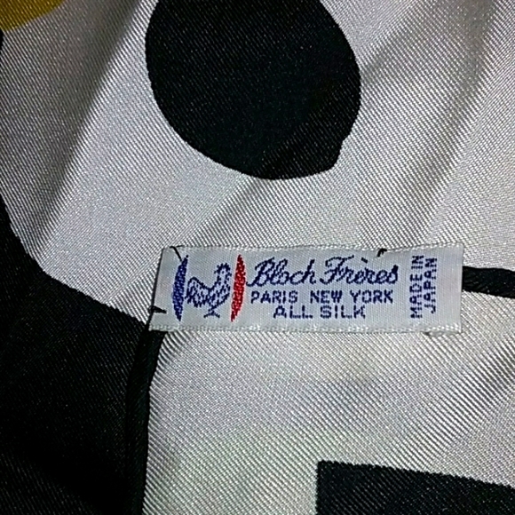 Givenchy Scarf - Picture 5 of 5